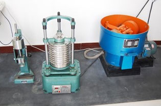 �Yɳ�C����ɰ�C